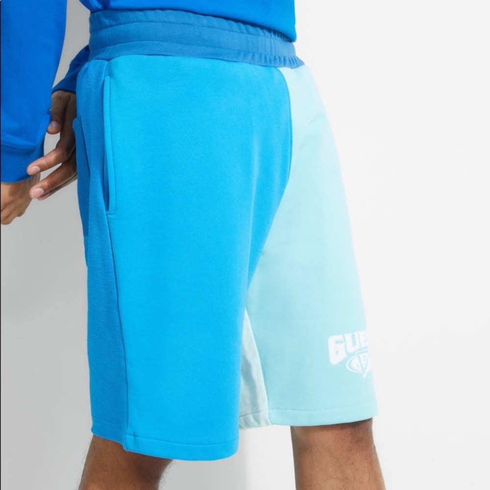 New GUESS X J BALVIN COLOR-BLOCKED SHORTS SZ 2XL